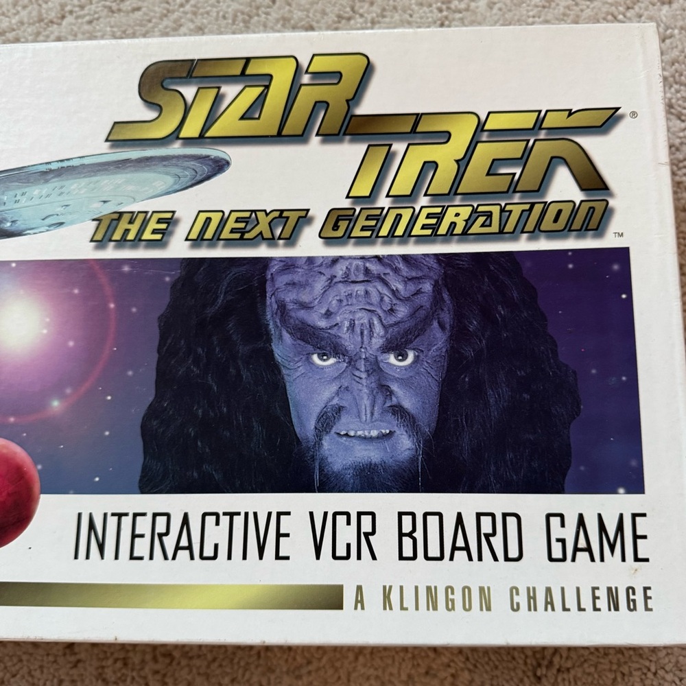 Star Trek The Next Generation Interactive VCR Board Game - Picture 3 of 14